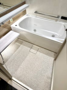 �����CTOTO���j�b�g�o�X�{�H��V����