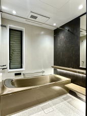 TOTO�V�X�e���o�X�V�����{�H���ˌ�